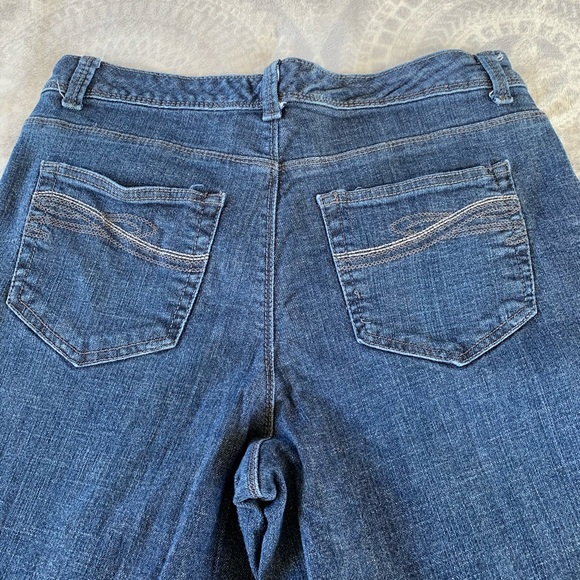 Style & Co Denim Capri Tummy Control - Picture 7 of 8
